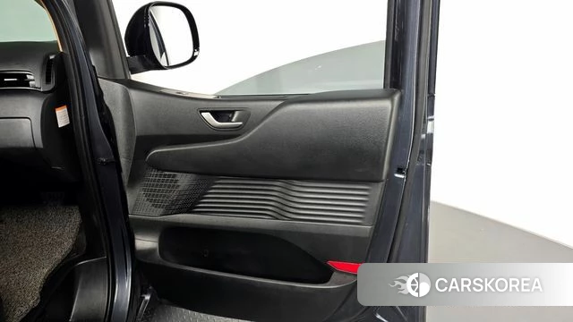 Hyundai Staria id 4499673 из Кореи 16