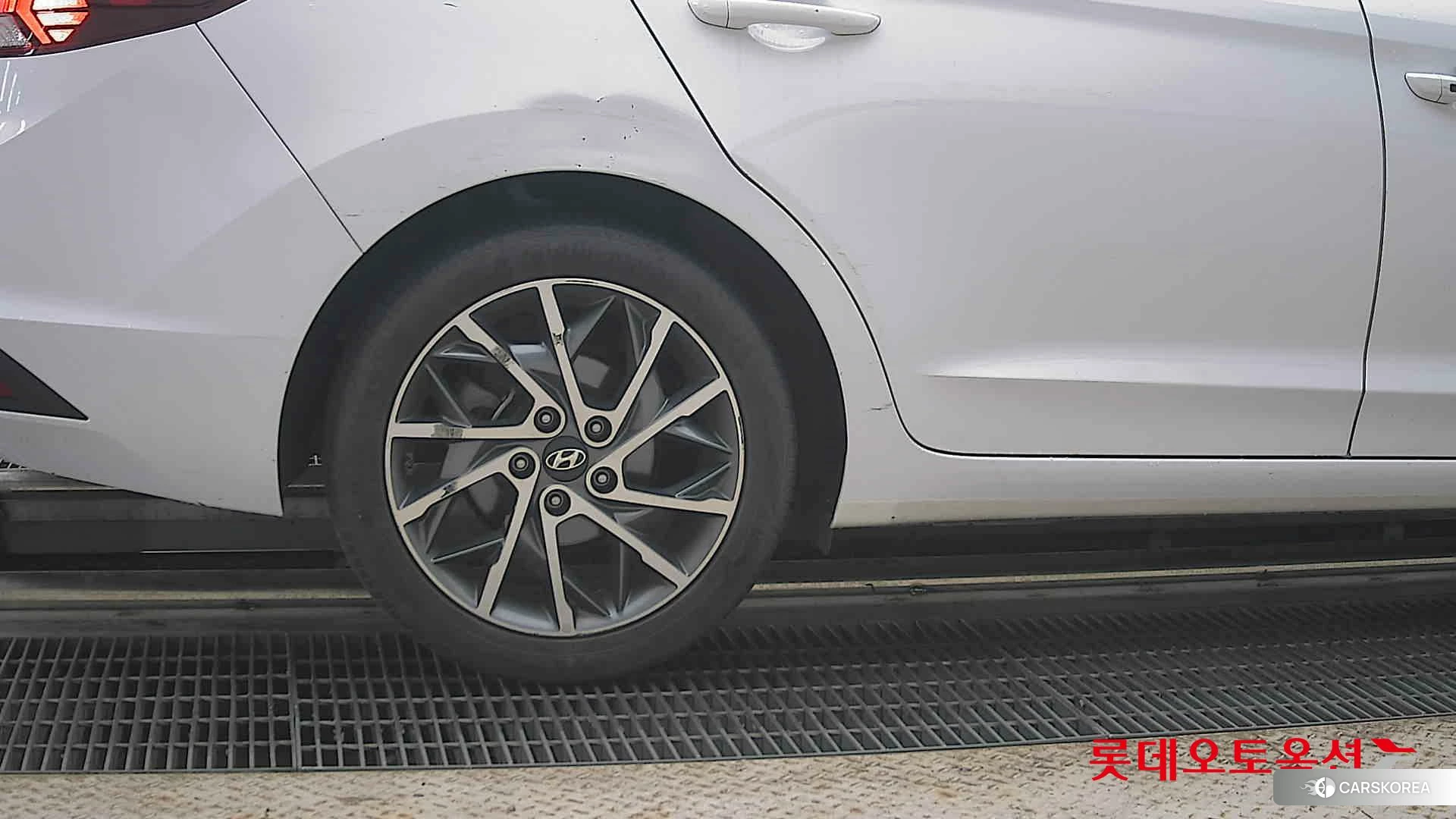 Hyundai Avante id 4498394 из Кореи 16