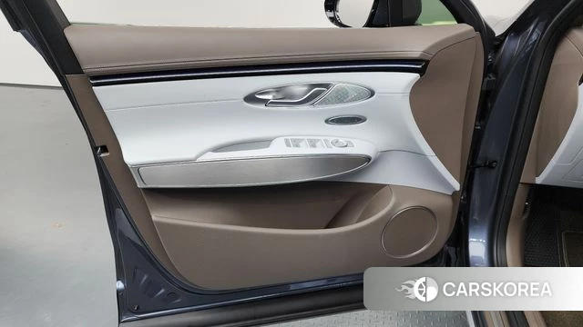 Genesis GV70 id 4767685 из Кореи 16