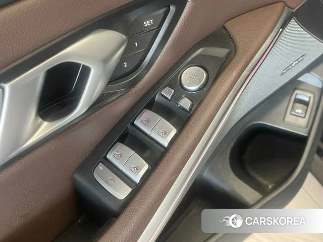 BMW 3 series id 4359167 из Китая 16