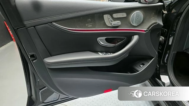 Mercedes-Benz E-Class W213 id 4384335 из Кореи 16