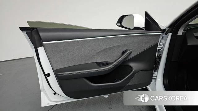 Tesla Model 3 id 4767823 из Кореи 16