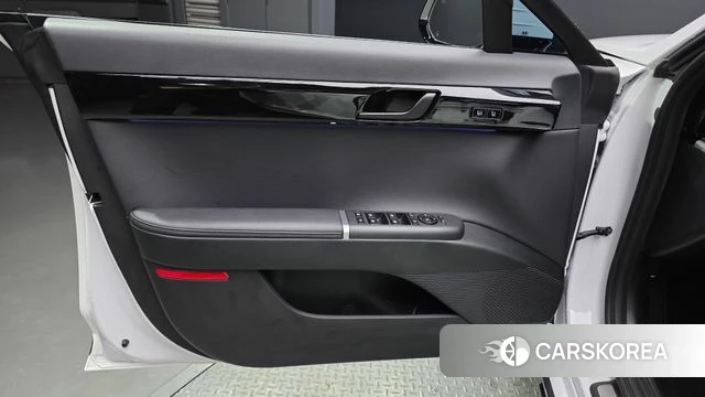 Hyundai Grandeur (GN7) id 4602055 из Кореи 16