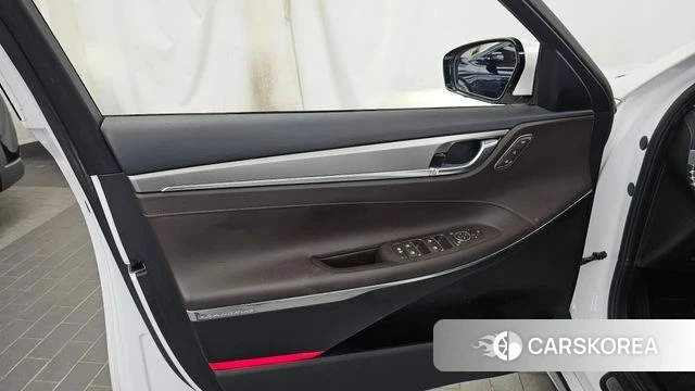 Hyundai The New Grandeur IG Hybrid id 4507834 из Кореи 16
