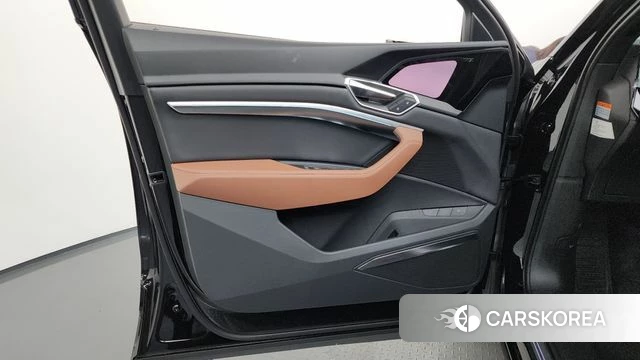 Audi e-Tron id 4687177 из Кореи 16