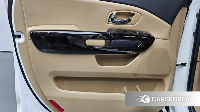 Kia The New Carnival id 4677934 из Кореи 16