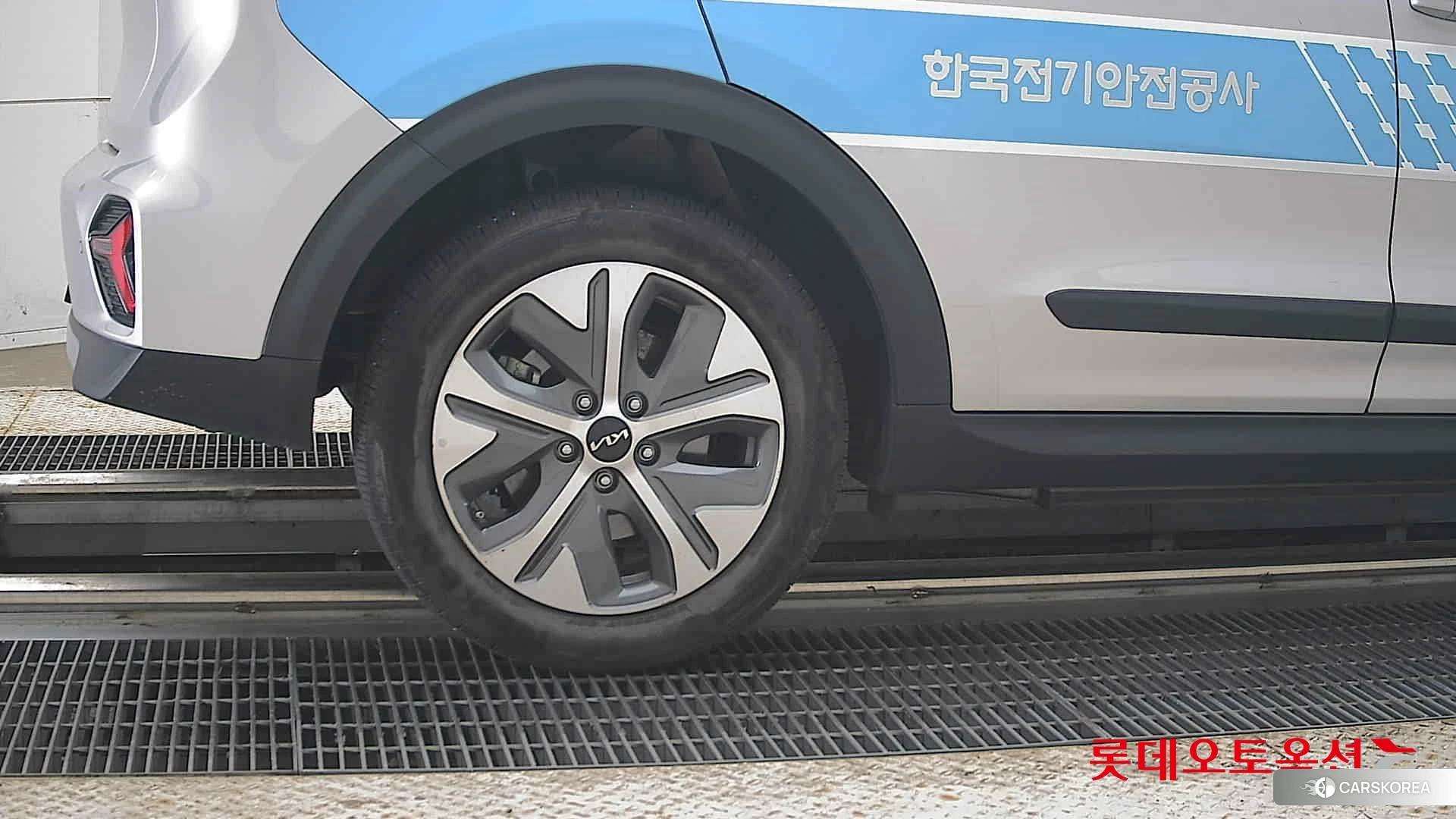 Kia Niro Plus id 4674238 из Кореи 16