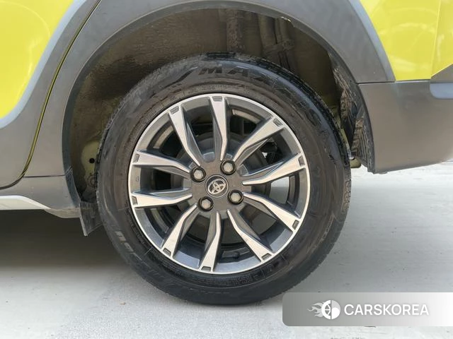 Toyota YARIS L Zhixuan id 4276495 из Китая 16