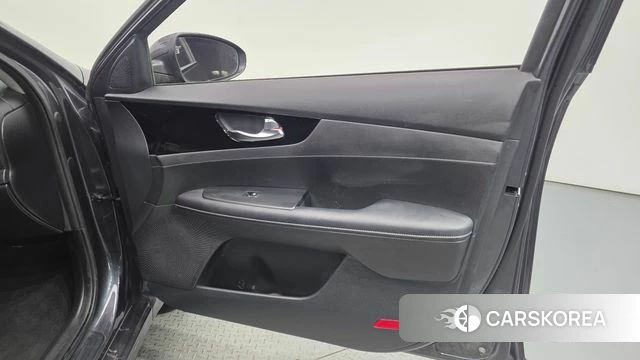Kia The New K3 2nd generation id 4936697 из Кореи 16
