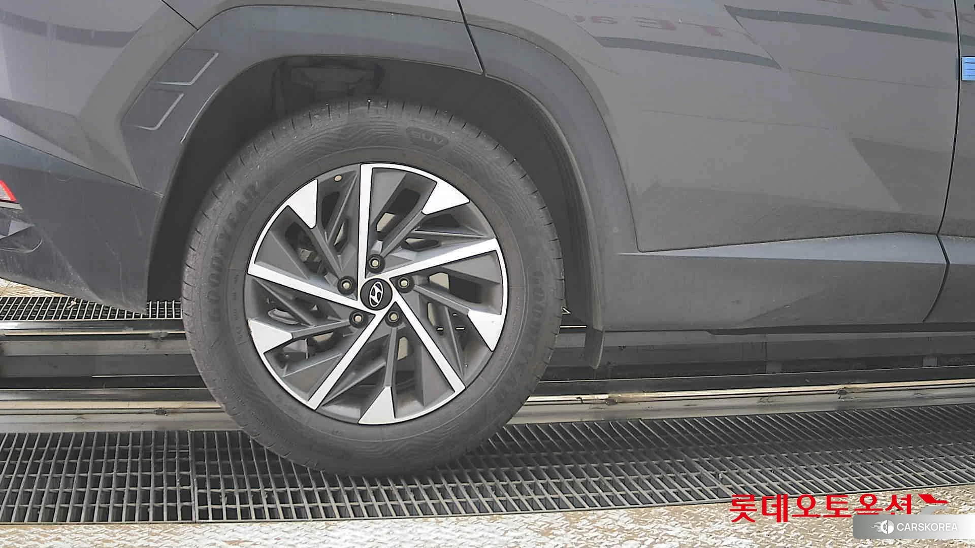 Hyundai Tucson id 3888309 из Кореи 16