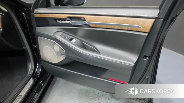 Genesis G90 id 4345035 из Кореи 16