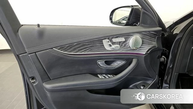 Mercedes-Benz E-Class W213 id 4223861 из Кореи 16