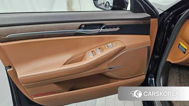 Genesis G90 id 4535429 из Кореи 16