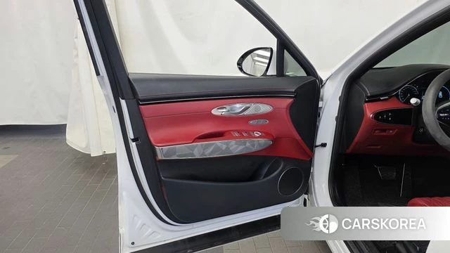 Genesis GV70 id 4338616 из Кореи 16