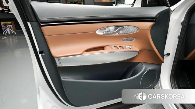 Genesis GV70 id 4383168 из Кореи 16