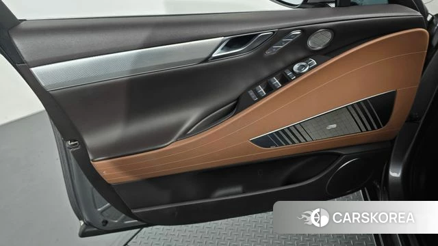 Genesis Electrified G80 (RG3) id 4330360 из Кореи 16
