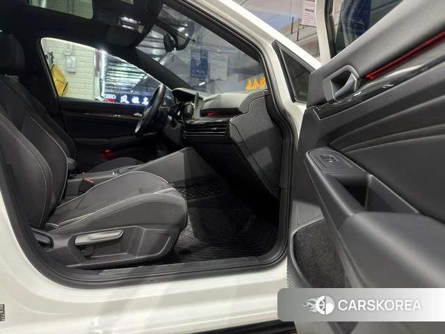 Volkswagen Golf id 4263086 из Китая 16