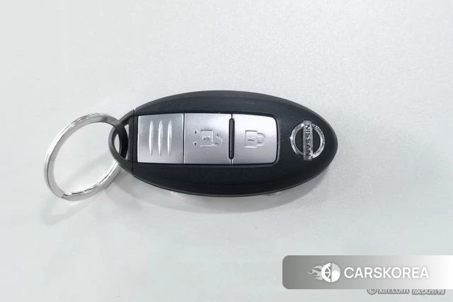Nissan TIIDA id 4273611 из Китая 16