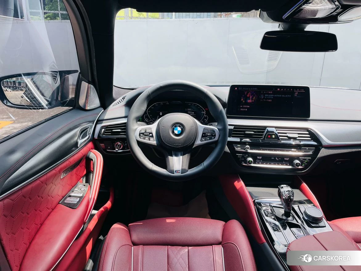 BMW 5 series PHEV id 4504985 из Китая 16