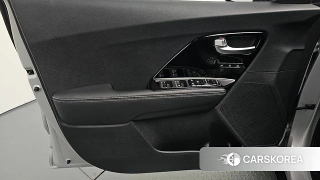 Kia Niro EV id 4550673 из Кореи 16
