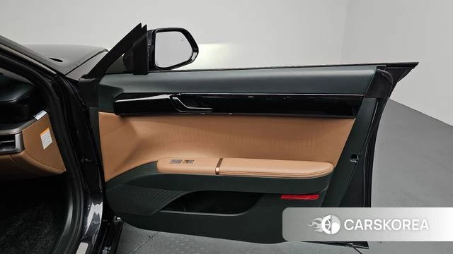 Hyundai Grandeur Hybrid (GN7) id 4201425 из Кореи 16