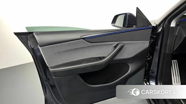 Tesla Model Y id 4499374 из Кореи 16