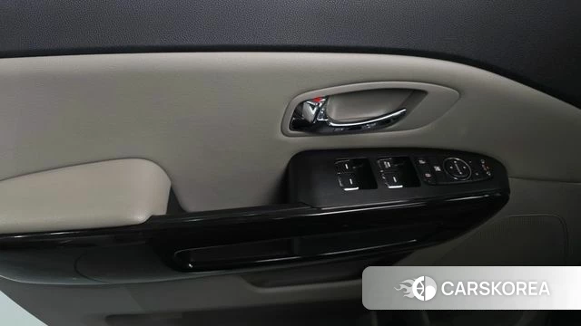 Kia The New Carnival id 4325976 из Кореи 16
