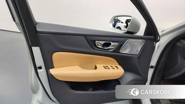 Volvo V60 Cross-Country 2nd Generation id 4324379 из Кореи 16