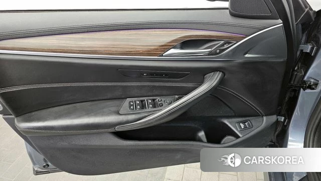 BMW 5 Series (G30) id 4233210 из Кореи 16