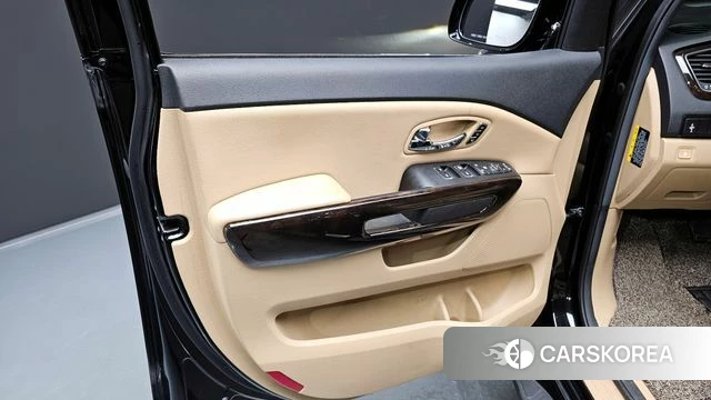 Kia The New Carnival id 4196889 из Кореи 16