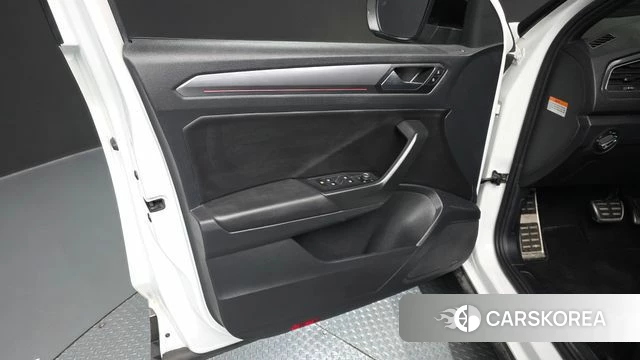 Volkswagen T-Roc id 4501097 из Кореи 16
