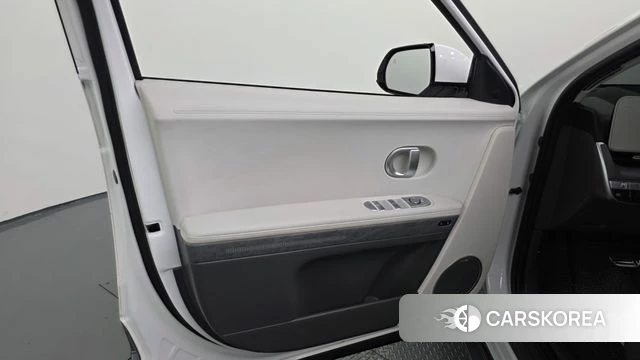 Hyundai Ionic 5 id 4361773 из Кореи 16