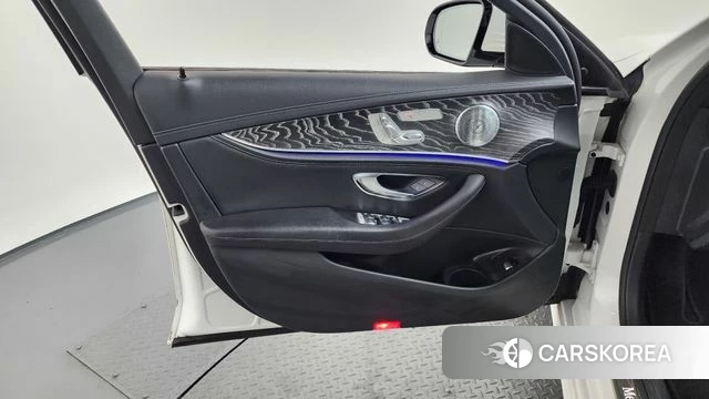 Mercedes-Benz E-Class W213 id 4625439 из Кореи 16