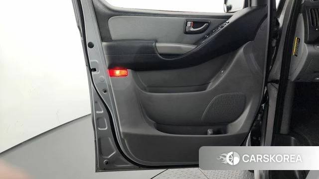 Hyundai The New Grand Starex id 4397634 из Кореи 16