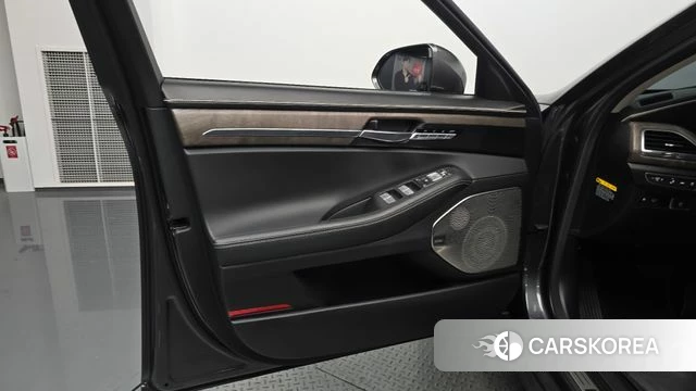 Genesis G90 id 4490429 из Кореи 16