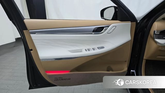 Hyundai The New Grandeur IG id 4693248 из Кореи 16