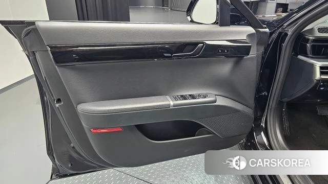Hyundai Grandeur Hybrid (GN7) id 4779057 из Кореи 16
