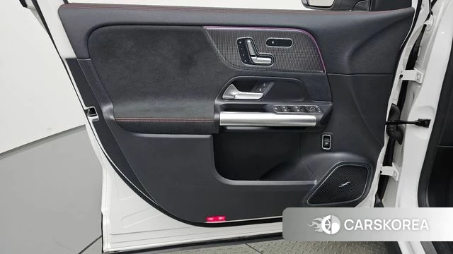 Mercedes-Benz EQA H243 id 4499902 из Кореи 16