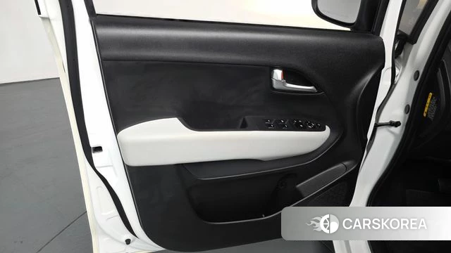 Kia The New Kia Ray EV id 4248613 из Кореи 16