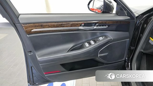 Genesis G90 id 4900596 из Кореи 16