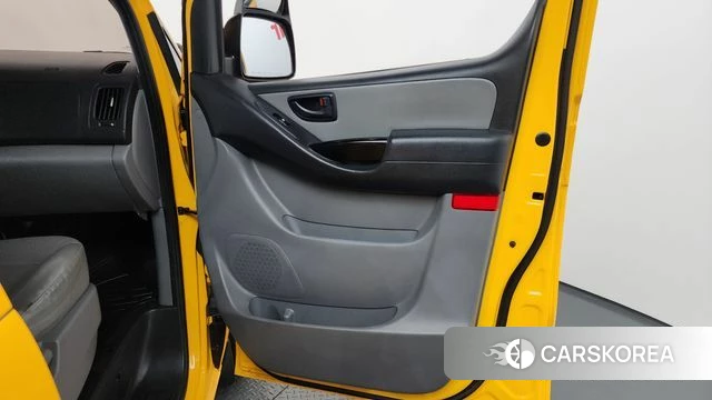 Hyundai The New Grand Starex id 4339757 из Кореи 16