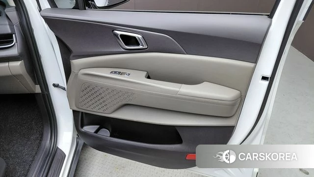 Kia The New Carnival 4th Generation id 4695971 из Кореи 16