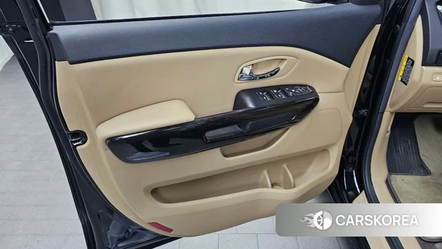 Kia The New Carnival id 4294925 из Кореи 16