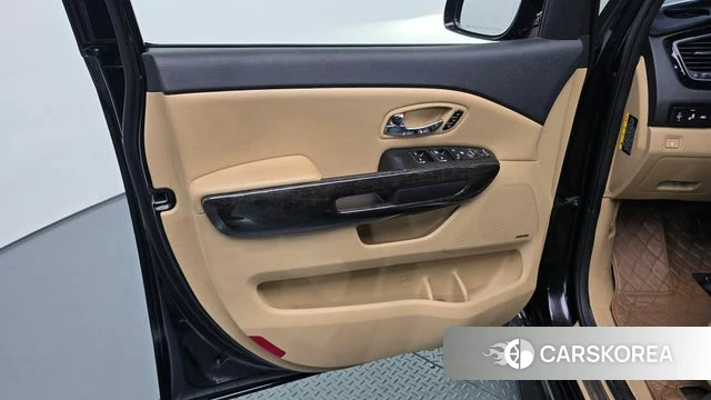 Kia The New Carnival id 4732846 из Кореи 16