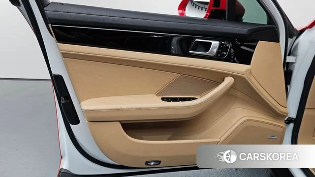 Porsche Panamera (971) id 4610130 из Кореи 16