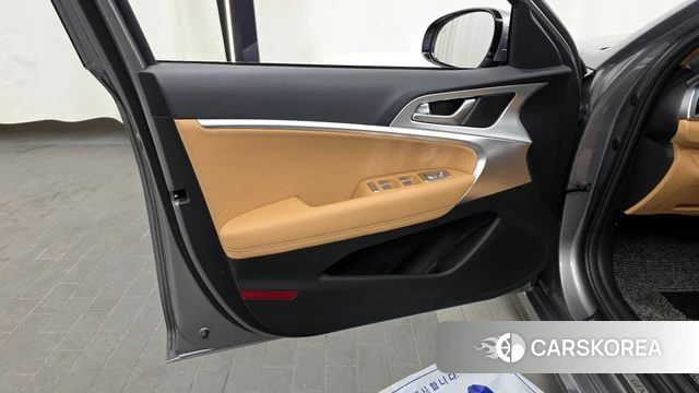 Genesis The New G70 id 4368568 из Кореи 16