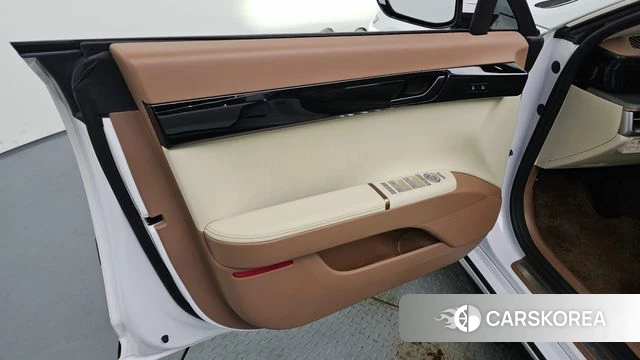 Hyundai Grandeur Hybrid (GN7) id 4400679 из Кореи 16