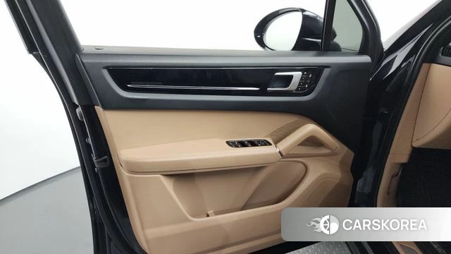 Porsche Cayenne (PO536) id 4356359 из Кореи 16
