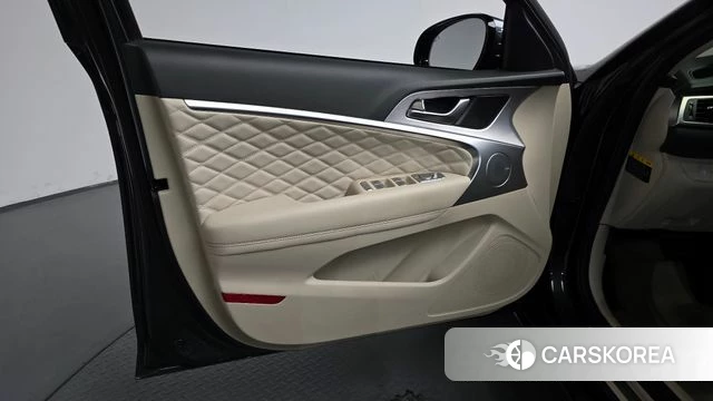 Genesis G70 id 4356757 из Кореи 16