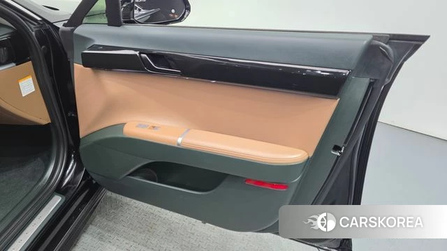 Hyundai Grandeur Hybrid (GN7) id 4292763 из Кореи 16